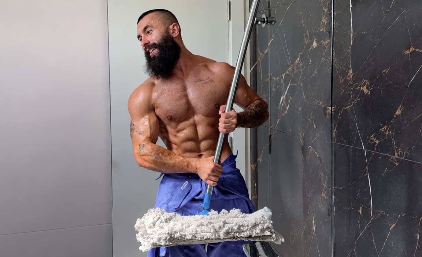 who-is-the-janitor-anatoly-the-real-story-of-vladimir-shmondenko.jpg