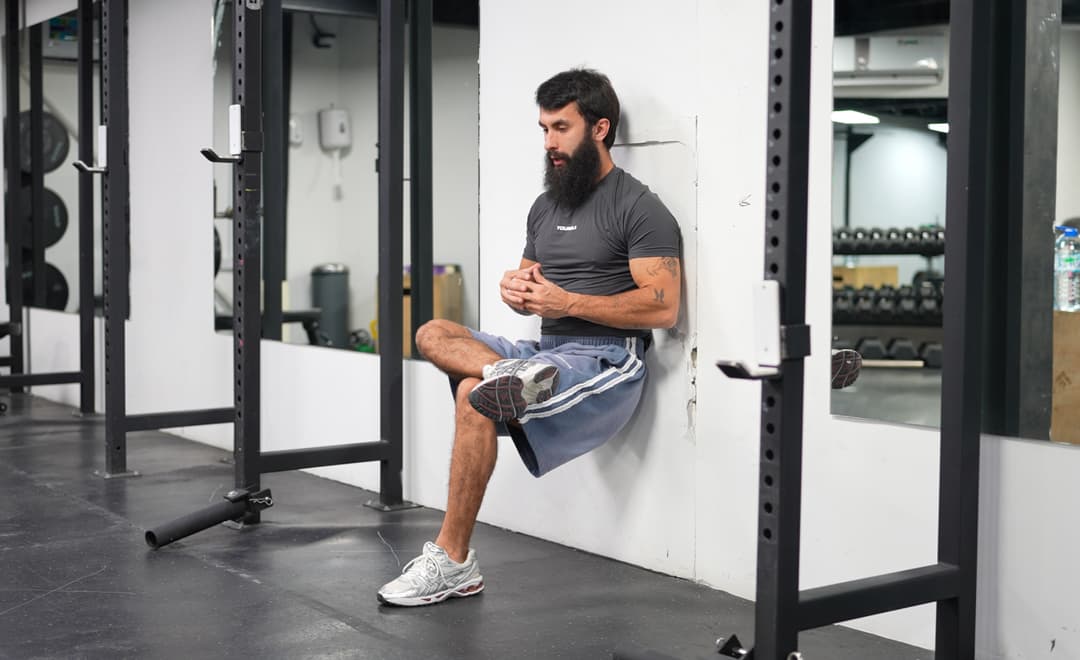 isometric-training-how-static-holds-build-real-strength.jpg