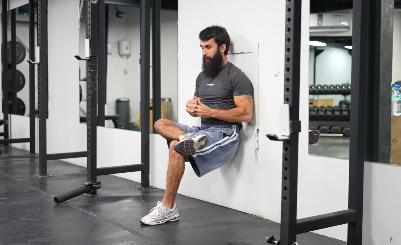 isometric-training-how-static-holds-build-real-strength.jpg