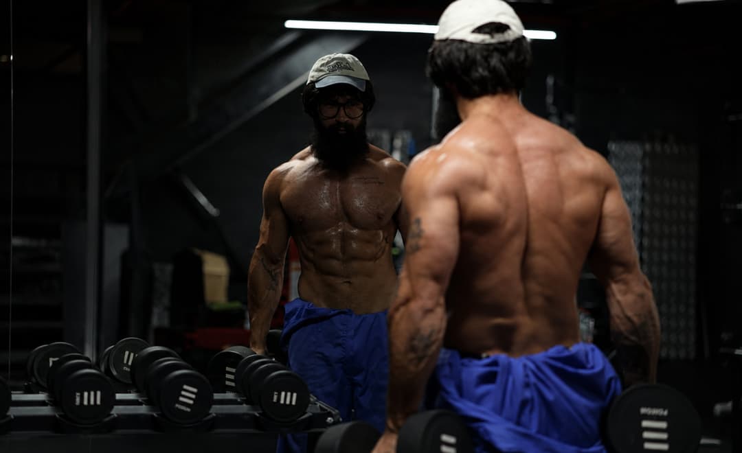 how-is-anatoly-so-strong-but-not-big-his-real-height-weight-and-body-type-explained.jpg
