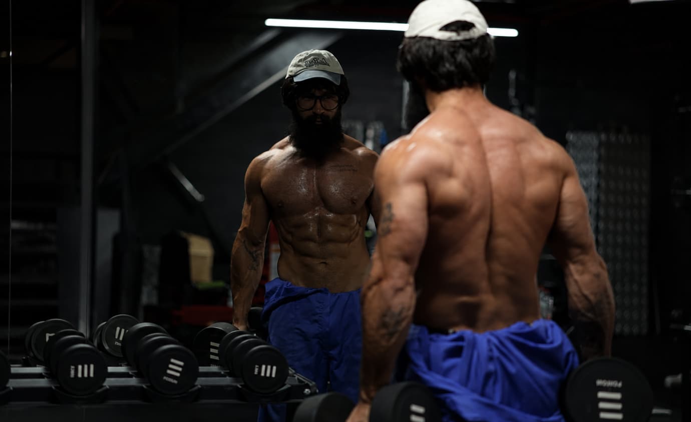 how-is-anatoly-so-strong-but-not-big-his-real-height-weight-and-body-type-explained.jpg